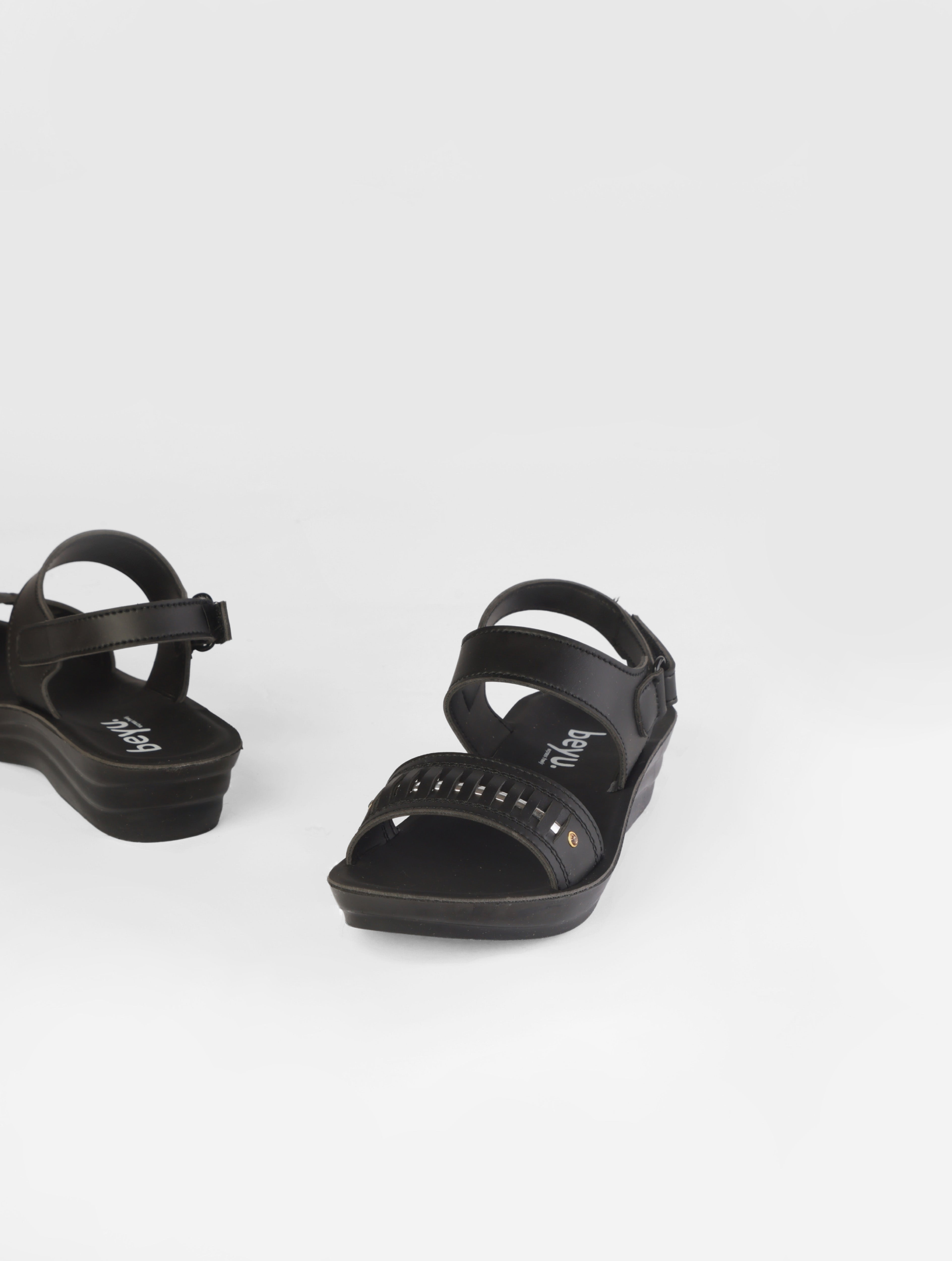 Comfort Track Sandals