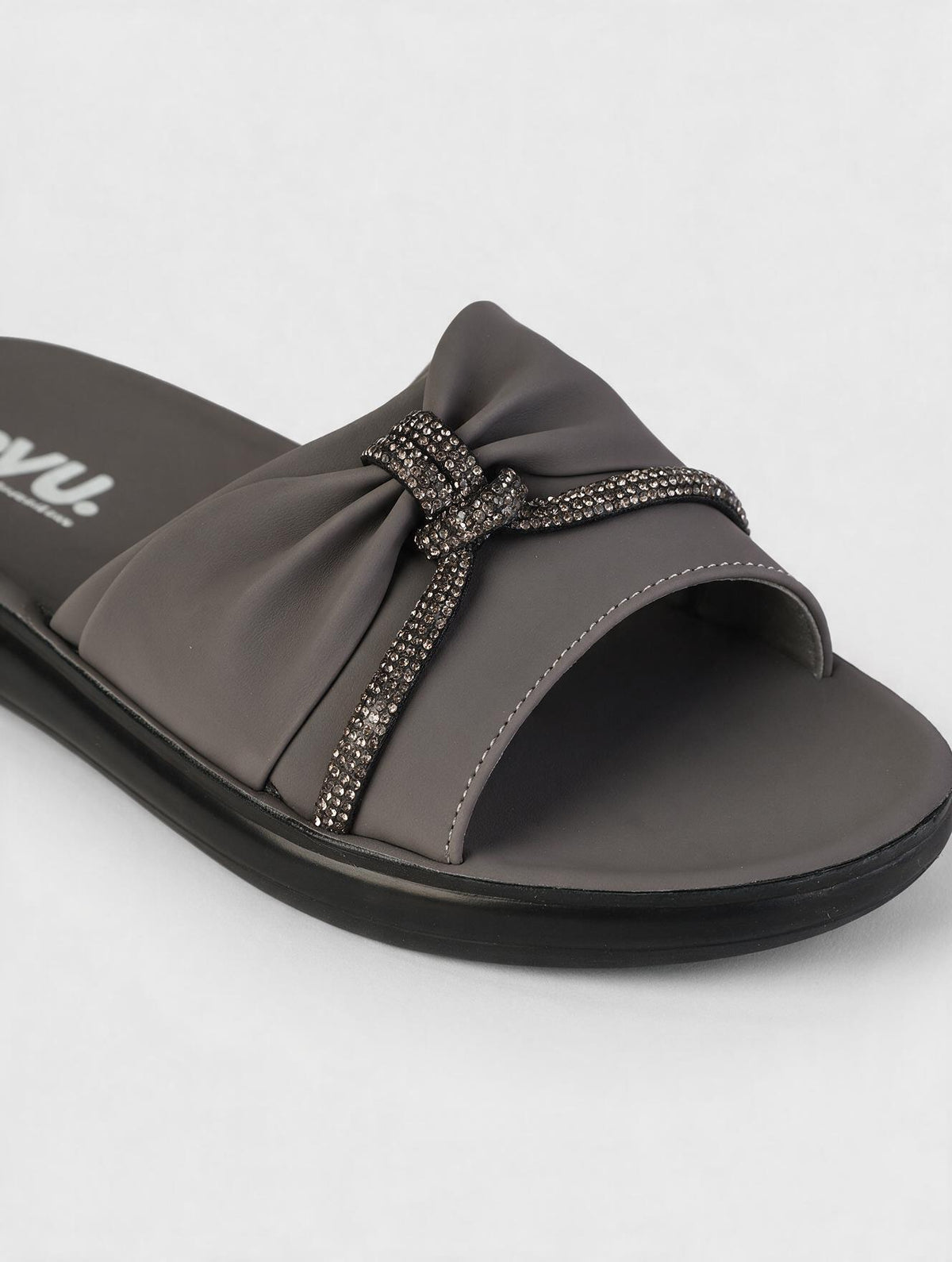 Crystal Knot Slides
